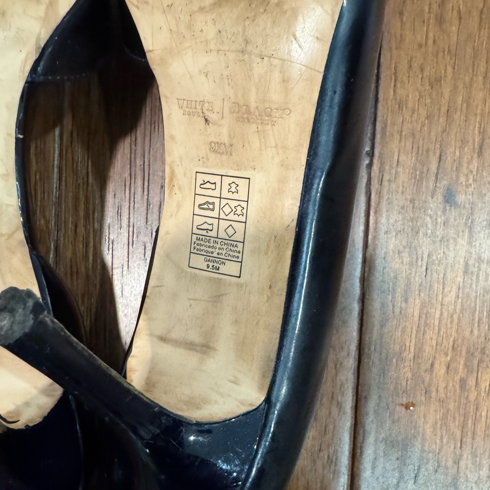 WHITE HOUSE BLACK MARKET Patent Leather Pumps Heels Midnight Blue 9.5 - Picture 4 of 15